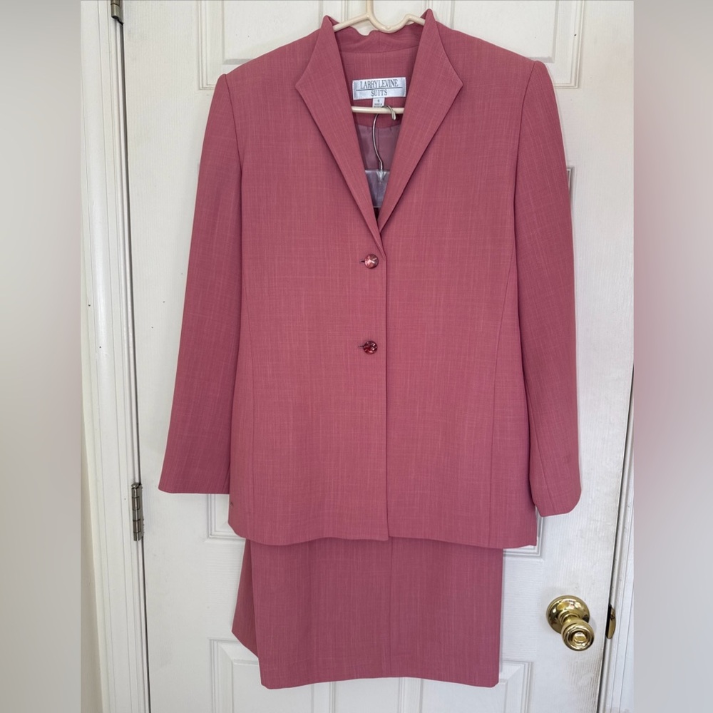 Women’s Pink Suit Set Size 6 Jacket & Skirt Work Wear Excellent Condition
